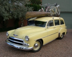 1952 Chevy wagon Jane & John Oliver